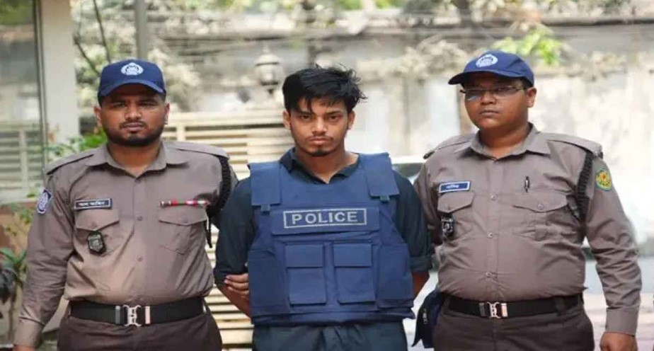 অনৈতিক প্রস্তাবে অতিষ্ঠ হয়ে রুমমেটকে হত্যার পর ৭ টুকরা, পুলিশের লোমহর্ষক বর্ণনা